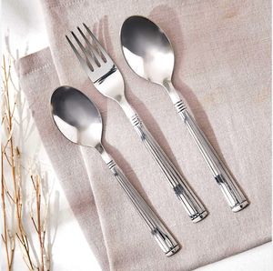 Colección de Bodas: Cuchara de Cena Moderna de Lujo en Acero Inoxidable con Acabado Espejo, Mango Largo, Apta para Lavavajillas - Product Image 1