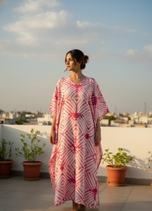 Vestido Maxi Kaftan Bohemio de Alta Calidad, Ecológico, 100% Algodón, con Encaje, Tie Dye, Cintura Elástica, Mangas Dolman, Transpirable - Product Image 5