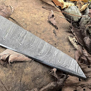 Couteau de Chef de Cuisine en Acier Damas Fait Main, Lame à Motif Durable, Étui en Cuir Écologique, Haute Qualité, Ergonomique pour Droitier - Product Image 4