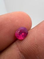 Saphir naturel fort et poli, taille coussin, magenta fuchsia, 1,00 carat, 6x5x3,5 mm, pierre libre à facettes, jeu de couleurs/effet de feu, Ceylan
