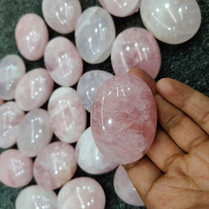 Pierre de paume en quartz rose naturel poli rose pour la guérison énergétique, la méditation et le Reiki - Vente en gros - ASY Crystal Export - Product Image 5