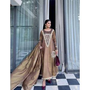 Traje de Fiesta Salwar Kameez de Poliéster de Diseño con Dupatta Elegante - Product Image 4