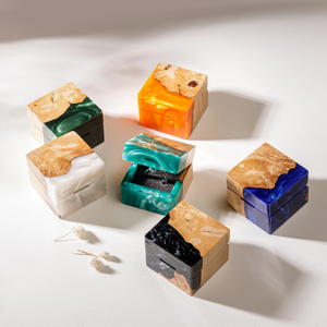 Boîte à bague de luxe en bois et résine époxy bleue, faite à la main, pour fiançailles, mariage, cadeau, boîte de rangement décorative haut de gamme - Product Image 3