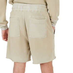 Shorts de sport en molleton pour hommes, qualité supérieure, avec logo personnalisé, bords bruts, pour la course, le fitness et la gym, par un fabricant OEM - Product Image 5
