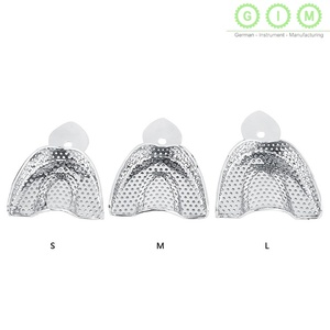 Ensemble de porte-empreintes dentaires de haute qualité en acier inoxydable, supérieures et inférieures, autoclavables, à design perforé pour usage clinique - Product Image 3