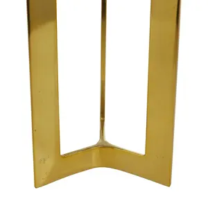 Des porte-bougies en métal de qualité assurée créent une ambiance raffinée dans les restaurants, les hôtels et les espaces événementiels. - Product Image 4