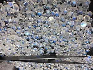 Vente en gros de cabochons en pierre de lune arc-en-ciel certifiés IGI, petites pierres précieuses naturelles en vrac pour la création de bagues - Product Image 3