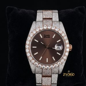 Reloj de Lujo con Incrustaciones de Moissanita para Hombre, Personalizado en Dos Tonos, Oro Rosa y Acero Inoxidable, con Diamantes - Product Image 4