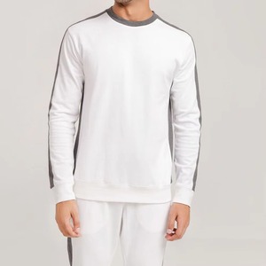 Conjunto Deportivo de Invierno para Hombre, Color Negro, Sudadera de Manga Larga con Cuello Redondo, Pantalones Deportivos con Cordón y Logotipo Frontal, Ropa Deportiva Informal de Punto - Product Image 5