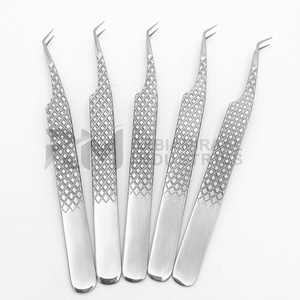 Pinzas de Extensión de Pestañas Antiestáticas de Acero Inoxidable RMI con Punta de 45 Grados, Agarre de Diamante, Punta Lisa de 10 mm de Longitud - Product Image 3