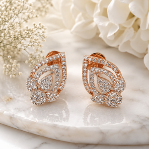 Pendientes de Lujo de Oro Rosa de 14K con Diseño de Hoja de Diamantes en Dos Tonos y Racimo Floral para Mujer, Joyería para Bodas y Novias - Product Image 1