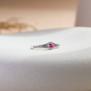 Anillo de rubí auténtico, plata de ley 925, chapado en oro de 14 quilates, rubí real, delicado, apilable, rubí de laboratorio, anillo de piedra de nacimiento, regalos para ella - Product Image 3