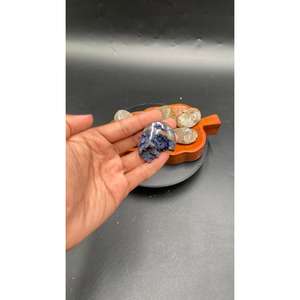 Pierre de paume en azurite naturelle polie, cristal bleu de guérison pour la méditation et la relaxation - Product Image 2