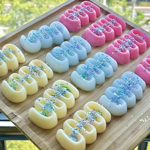 Nuevos Juguetes Blandos de Mochi para Apretar, Mochi Waffle con Purpurina, Juguetes Antiestrés Ultra Suaves para Adultos y Niños - Product Image 5