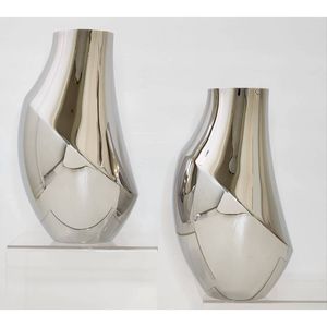 Florero de Metal de Lujo, Elegante Decoración para el Hogar, Centro de Mesa, Pieza Decorativa, Diseño Elegante, Acabado Premium, Atractivo Duradero - Product Image 6