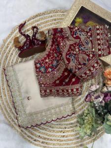 ผ้าไหมรังโกลีดีไซน์เนอร์สุดพิเศษ พร้อมเสื้อคลุมหรูหรา ทันสมัย สวยงาม โดดเด่น  แบบอินเดีย  สำหรับงานแต่งงาน  งานเลี้ยง  และโอกาสพิเศษต่างๆ สำหรับผู้หญิง - Product Image 5