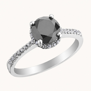 Anillo de Diamante Solitario Negro Real con Piedras Blancas de Acento |   Anillo de Compromiso de Oro Blanco de 14K |   Anillo de Diamante Negro de Corte Redondo - Product Image 4