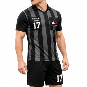 ชุดยูนิฟอร์มฟุตบอลชายแบบกำหนดเอง เสื้อแขนสั้นพร้อมกางเกงขาสั้นเข้าชุด ชุดกีฬาฟุตบอล ผ้ากีฬาระบายอากาศ ชุดเข้าชุดกัน - Product Image 4