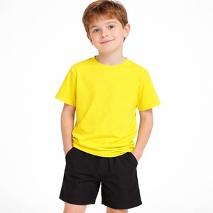 เสื้อยืดเด็กขายดี ผ้าฝ้าย ระบายอากาศดี เหมาะสำหรับฤดูร้อน เสื้อยืดเรียบๆ แบบ unisex ขายส่งจำนวนมาก รับผลิตแบบ OEM ODM เสื้อผ้าเด็กแนวสตรีทแฟชั่น - Product Image 1