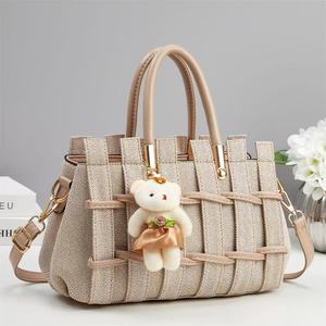 Large Capacity Handwoven Shoulder Handbag PU Leather Tote Bag Zipper Closure for Daily Travel Women - Product Image 3