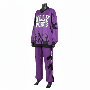 ชุดกางเกงเจอร์ซีย์ตาข่ายโพลีเอสเตอร์ระบายอากาศสำหรับผู้หญิง สีม่วงลายเปลวไฟ พร้อมแผงโลโก้แบบกำหนดเอง ชุดเซ็ตสำหรับผู้หญิง - Product Image 4
