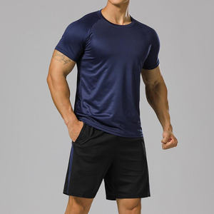 Conjunto de Camiseta y Pantalones Cortos Deportivos de Secado Rápido para Hombre con Logotipo Personalizado - Ropa Deportiva para Gimnasio, Entrenamiento, Running y Actividades Físicas - Product Image 1