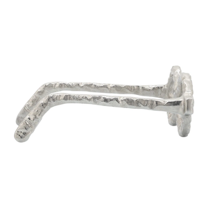 Escultura de Metal Plateada y Pulida de Lujo, Adorno Artesanal para Decoración Moderna de Hogar, Oficina, Mesa y Sala de Estar a Bajo Precio - Product Image 3