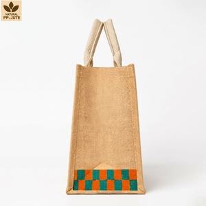 กระเป๋าช้อปปิ้งผ้ากระสอบเคลือบลามิเนต สำหรับงานโปรโมชั่น ขนาด 28x23x10 ซม. รับทำโลโก้ตามสั่ง ขายส่ง รุ่น PH-JT-07 - Product Image 3