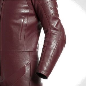 Traje de Motocicleta de Cuero Ligero y Transpirable para Actividades de Carreras - Alta Calidad para Uso en Todas las Estaciones - Product Image 4