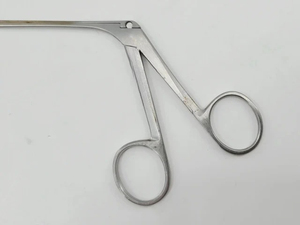 Pinzas para Oído Hartman Alligator, Dentadas, Mandíbulas de 1.8x0.8mm, 5-1/4 Pulgadas, Pinzas de Otología Microquirúrgicas para Oído, Instrumento Quirúrgico ENT de Vaslcare - Product Image 3