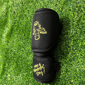 Protector de Codo de Malla Negra con Estampado Amarillo de Dibujos Animados y Texto 'Have A Wonderful Day', Equipo de Protección Deportiva para Adultos - Product Image 4