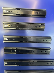 Correderas de Acero Modernas de Extensión Total de 3 Secciones con Cierre Automático de 45mm para Montaje Inferior, Ideales para Muebles de Cocina, Apartamentos, Hospitales y Hogares - Product Image 6