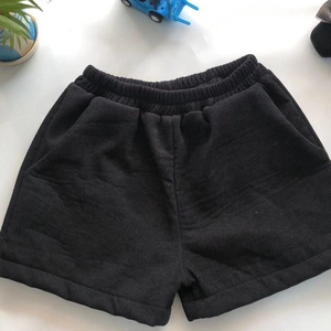 Shorts décontractés pour femmes en molleton de coton, shorts de détente à taille élastique avec cordon de serrage, shorts de sport avec poches - Product Image 1