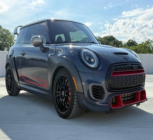 Mini Cooper 2021 d'occasion en bon état - Product Image 1