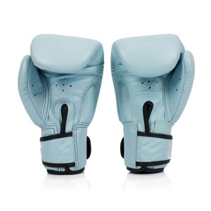 Fabrication en usine de gants de boxe en cuir de vachette véritable de haute qualité, neufs et personnalisés, à lacets, pour la lutte, la salle de sport et l'entraînement. - Product Image 6