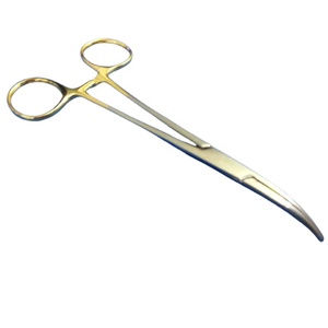 3 pinces chirurgicales de verrouillage hémostatique de qualité O.R KELLY 5.5 incurvées avec poignée en or - Product Image 1