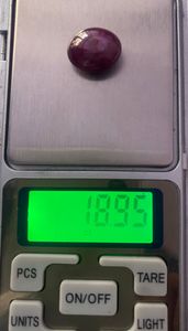 ทับทิมธรรมชาติ 18.95 กะรัต สีแดงอมม่วง คอรันดัม |   พลอยรูปไข่ขนาดใหญ่แบบหลวม - Product Image 4