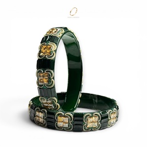 Ensemble de bracelets en verre tendance de style cachemiri, plaqués or, vert foncé, bijoux indiens, fabricant en gros - Product Image 1