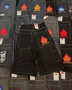 Pantalones Cortos Holgados Estilo Hip Hop con Bolsillo Trasero Grande y Diseño Estampado - Product Image 2