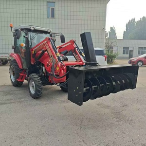 Сельскохозяйственный колесный сельскохозяйственный трактор мощностью 70 л.с. с гидравлическим снегоочистителем в передней части погрузчика или типа PTO - Product Image 1