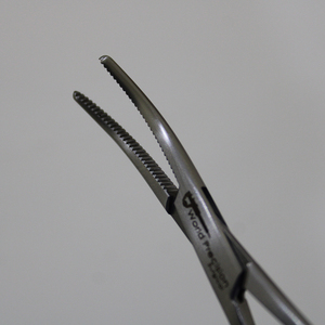 Pinces hémostatiques manuelles Lovelace droites, instruments chirurgicaux à verrouillage pour la chirurgie générale, usage hospitalier, 200 mm - Product Image 2