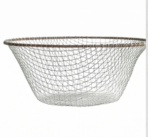 Panier de rangement en fil métallique de qualité supérieure avec design à aération optimisée, idéal pour l'organisation des comptoirs de cuisine et l'utilisation quotidienne - Product Image 1