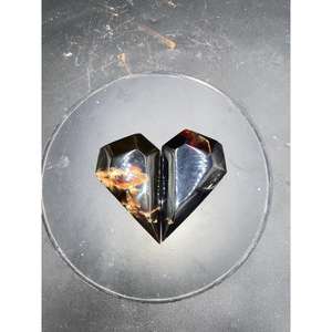 Ámbar Natural Indonesio, Diamante de 9 cm, Gema Suelta Pulida para Joyería y Manualidades, Uso Decorativo - Product Image 2