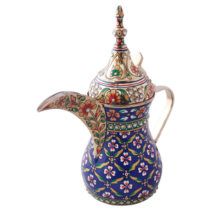 Dallah arabe colorée peinte à la main avec motifs floraux et décorations en pierre, disponible à prix de gros, idéale pour les repas royaux. - Product Image 1
