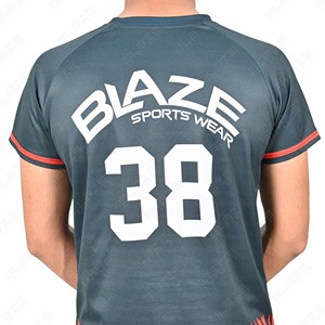 Ensemble de maillot de football pour homme Blaze, col rond, manches courtes, impression sublimée, polyester respirant, coupe athlétique - Product Image 5