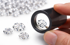 Diamantes Sueltos de Laboratorio de 3.1-3.5mm, Corte Brillante, Color D, Claridad VVS1 por Quilate, Corte Excelente, Precio al por Mayor - Product Image 4