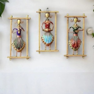 Décoration Murale Moderne en Métal pour la Maison, Œuvre d'Art de Luxe pour l'Intérieur avec Revêtement Noir Poudré et Éclairage - Product Image 2