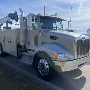 Tractor diésel industrial de servicio pesado 6x4 para servicios de transporte por carretera y logística de materiales de construcción - Product Image 1