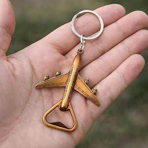 Llavero Abridor de Botellas con Forma de Avión, Hecho a Mano en Metal, Recuerdo de Aviación, 2 en 1, para Viajeros - Product Image 3