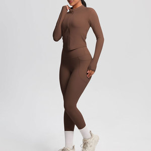 Conjunto de Top Corto y Pantalones Cortos de Yoga para Mujer, Estilo Retro, Lavado Ácido, Ropa Deportiva sin Costuras para Gimnasio, Conjunto Atlético de 2 Piezas para Yoga y Entrenamiento - Product Image 5